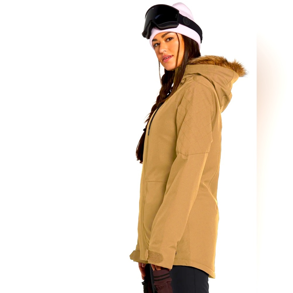 NWT Women’s Volcom Shadow Insulated Ski/Snowboard Jacket Size XS Coffee Slim Fit